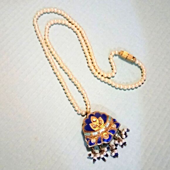 Eastern Inspired Faux Pearl and Blue Enamel Beaded Pendant Necklace * - Picture 5 of 5